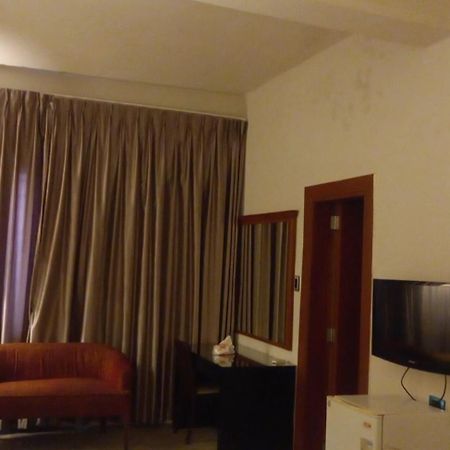 P.A.S.H.A Boutique Hotel Amman Bagian luar foto