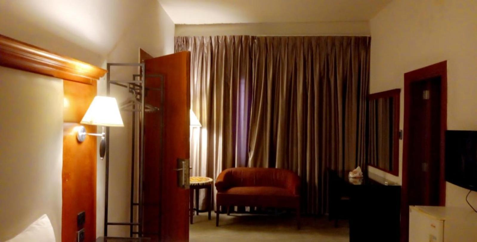 P.A.S.H.A Boutique Hotel Amman Bagian luar foto
